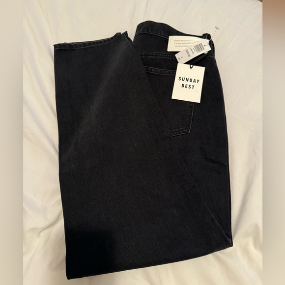 Sunday Best Lowkey Mom Jeans - Picture 4 of 5